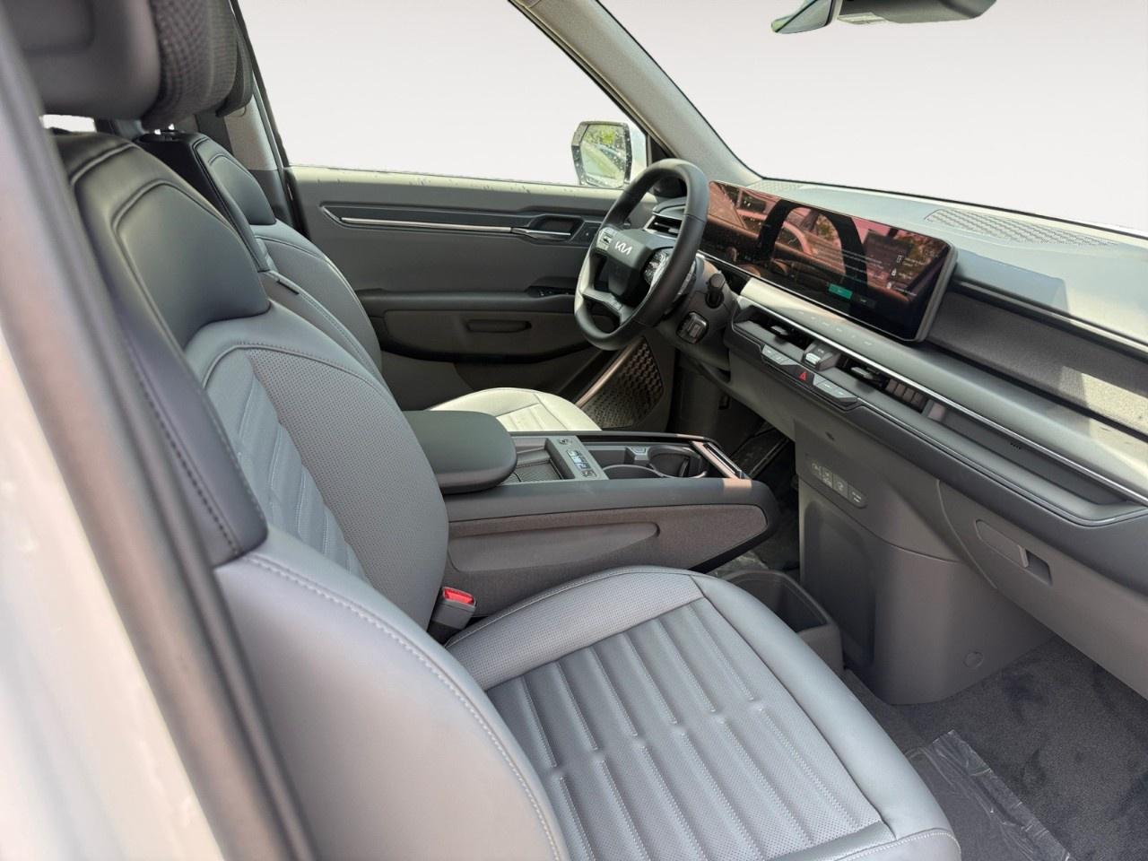 2026 Kia EV9 Land w/Plus Package AWD Photo