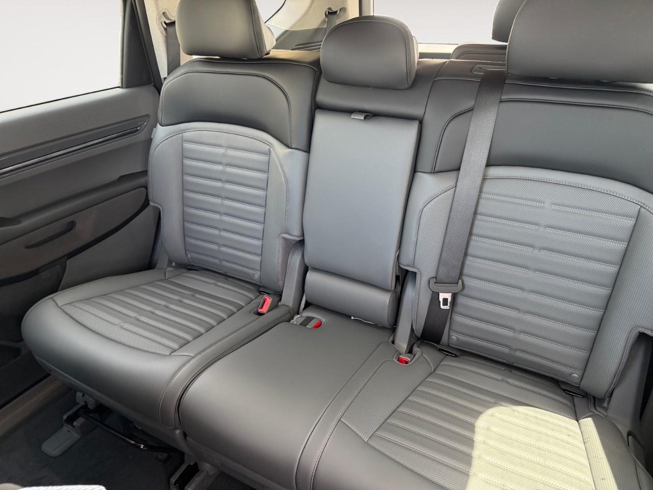 2026 Kia EV9 Land w/Plus Package AWD Photo