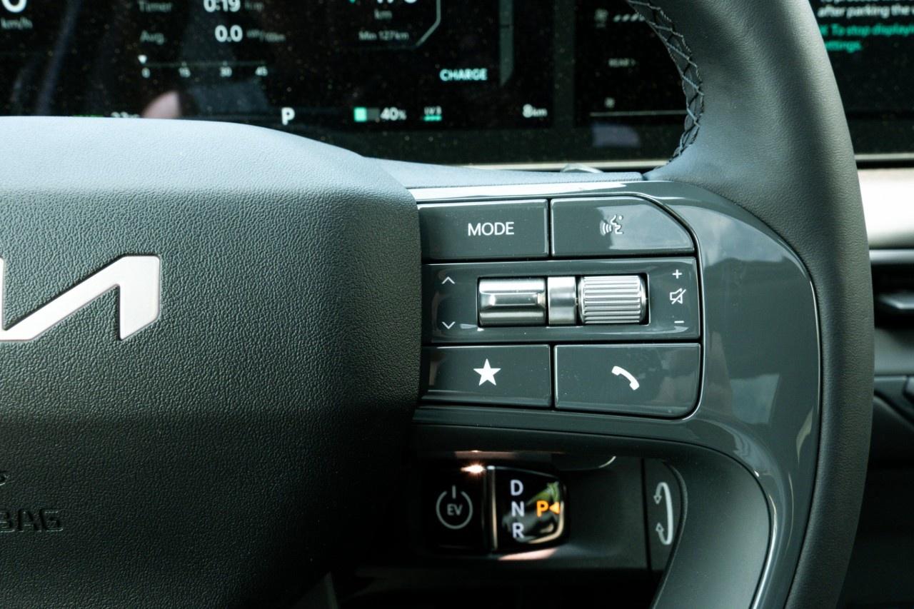 2026 Kia EV9 Land w/Plus Package AWD Photo