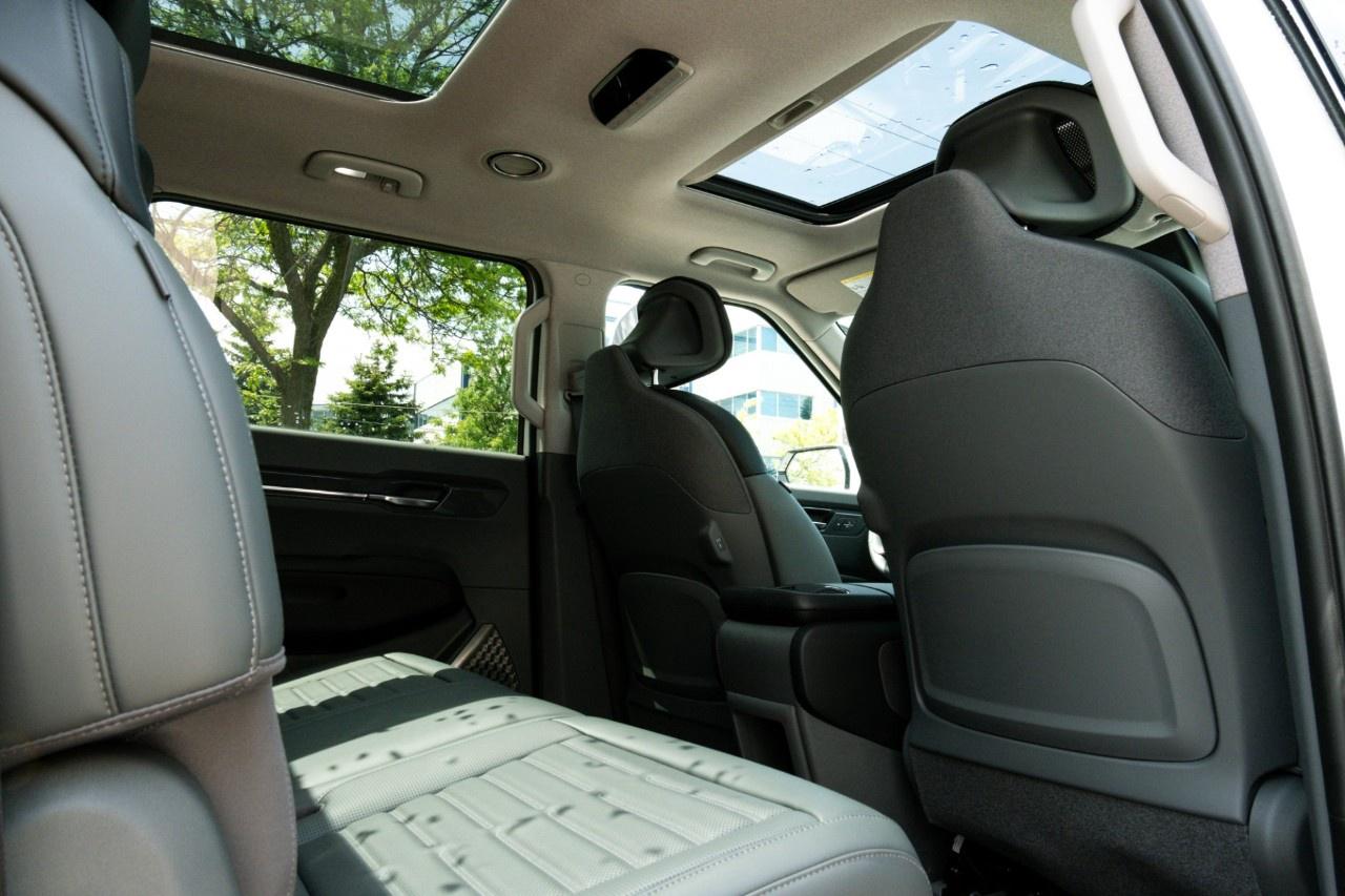 2026 Kia EV9 Land w/Plus Package AWD Photo
