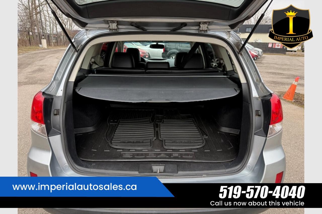 2013 Subaru Outback Limited*ONE OWNER Photo