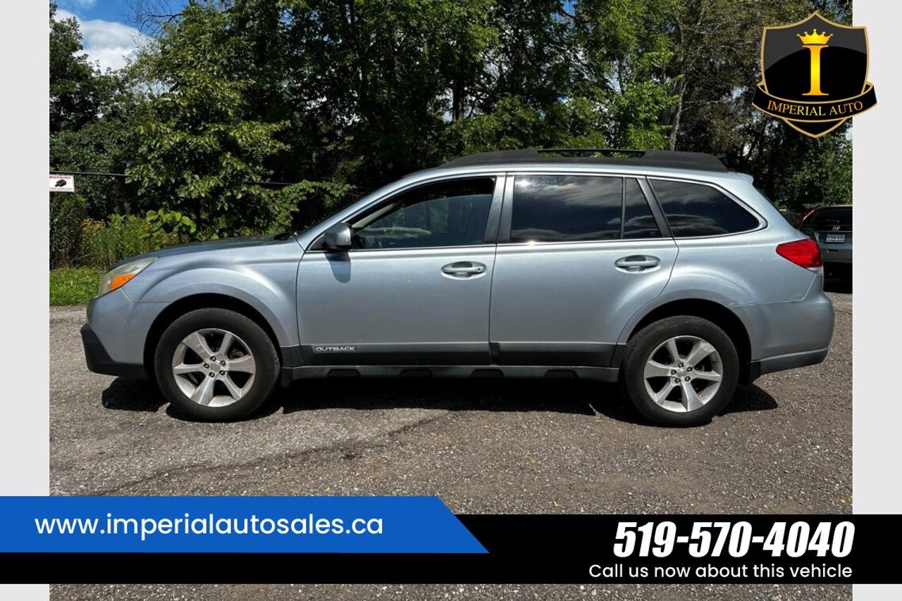 2013 Subaru Outback Limited*ONE OWNER Photo4
