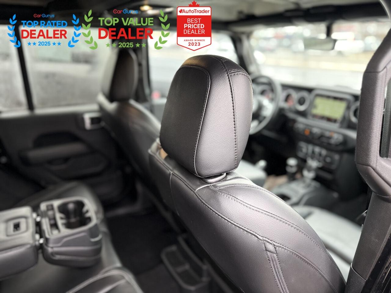 2019 Jeep Wrangler UNLIMITED SAHARA | ONE OWNER | LOADED Photo