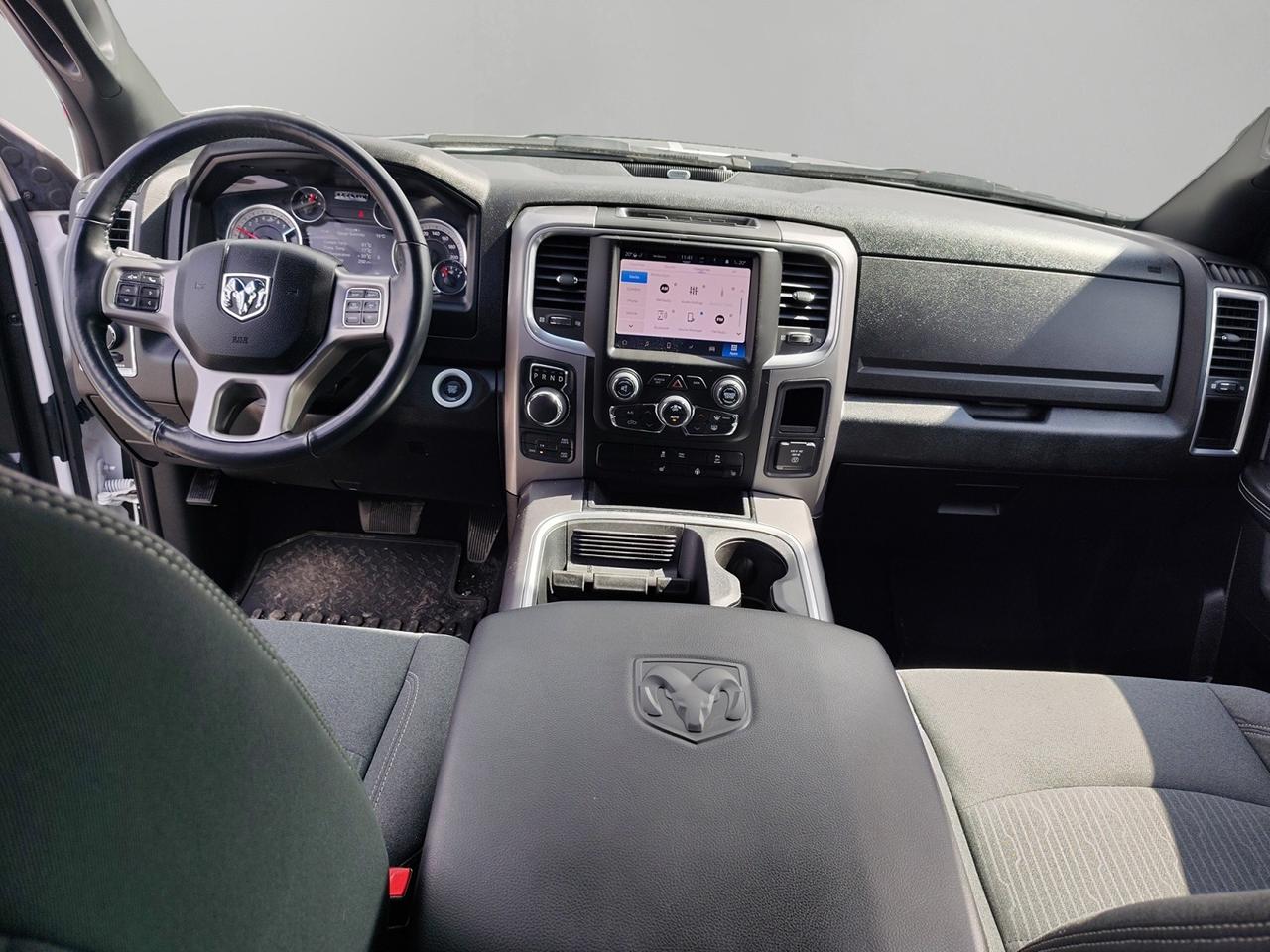 2023 RAM 1500 Classic WARLOCK Photo