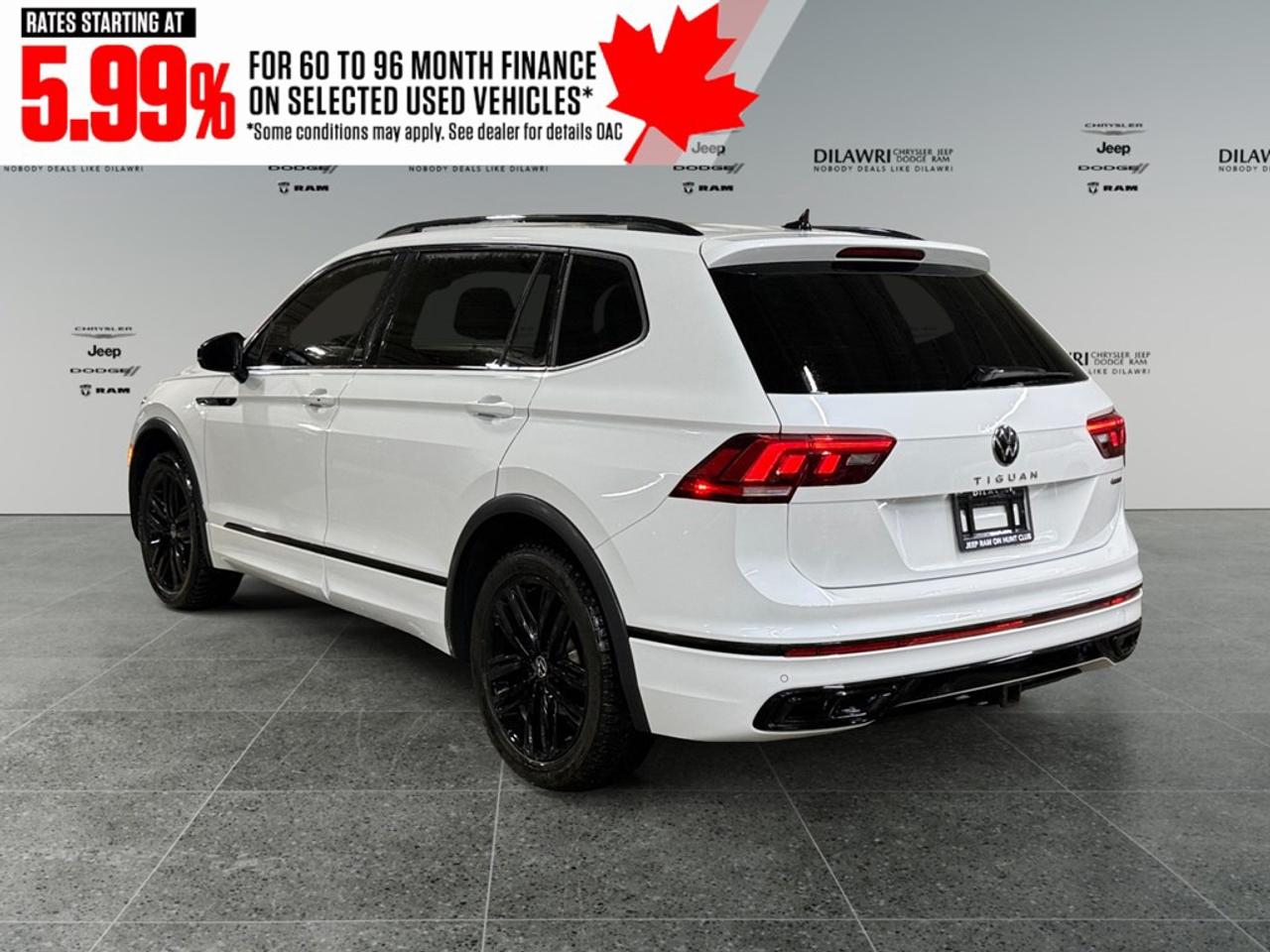 2022 Volkswagen Tiguan Comfortline R-Line Black Edition 4MOTION Photo