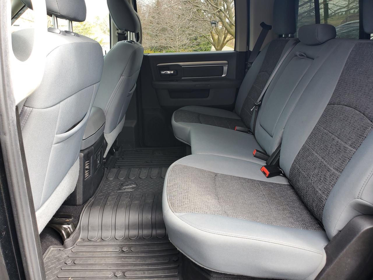 2019 RAM 1500 Classic SLT - 1 Year Waranty Included Photo
