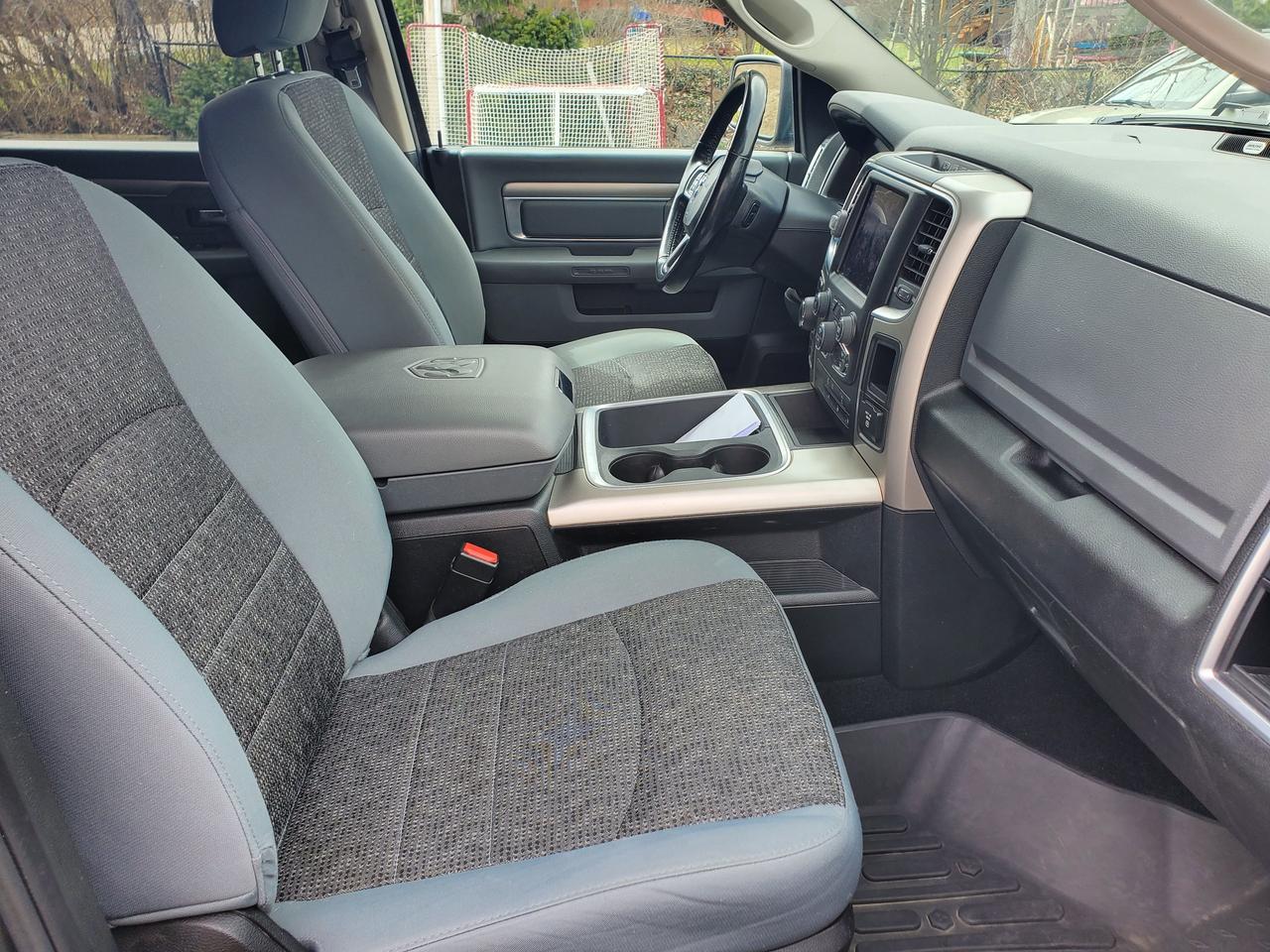2019 RAM 1500 Classic SLT - 1 Year Waranty Included Photo