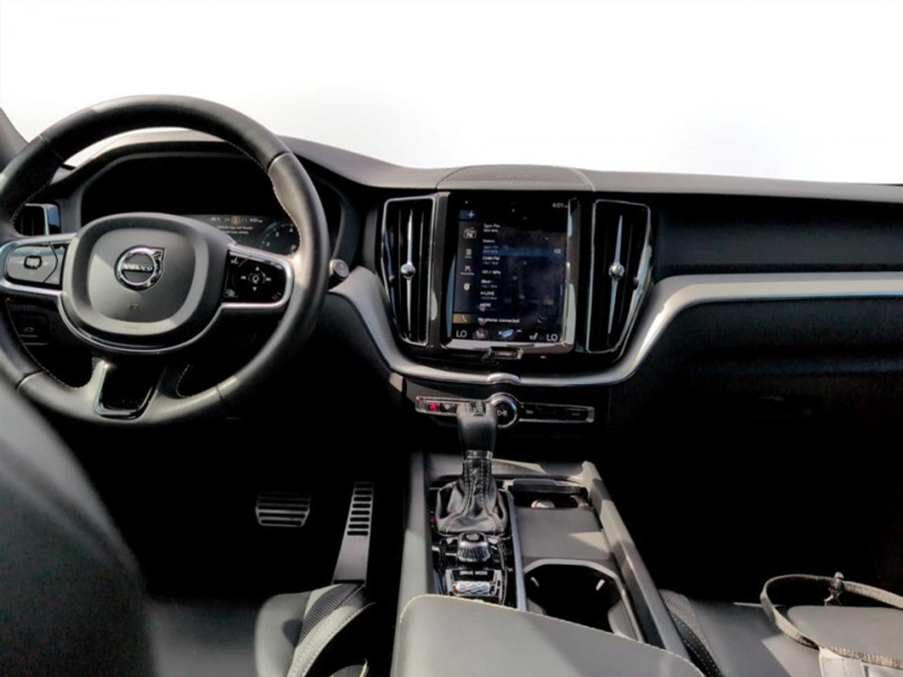 2021 Volvo XC60 T6 AWD R-Design  **LOW KMS - CLEAN CF** Photo