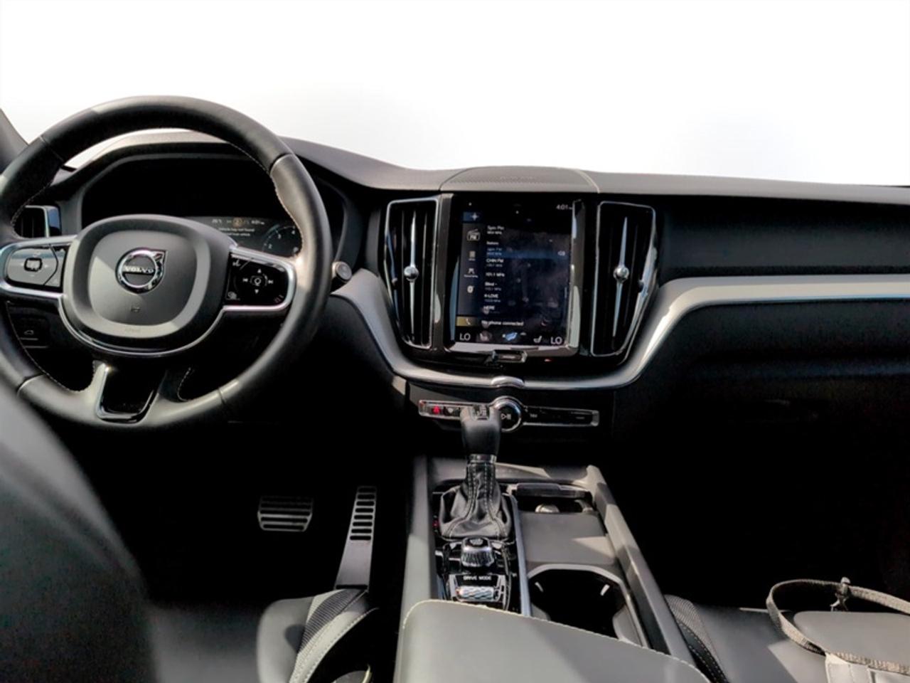 2021 Volvo XC60 T6 AWD R-Design  **LOW KMS - CLEAN CF** Photo
