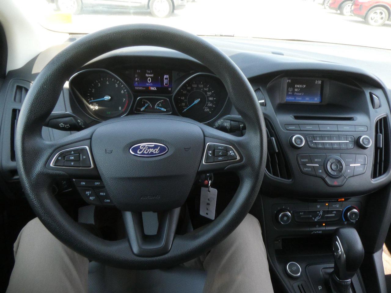 2017 Ford Focus SE | Backup Cam | Cruise Control | Photo