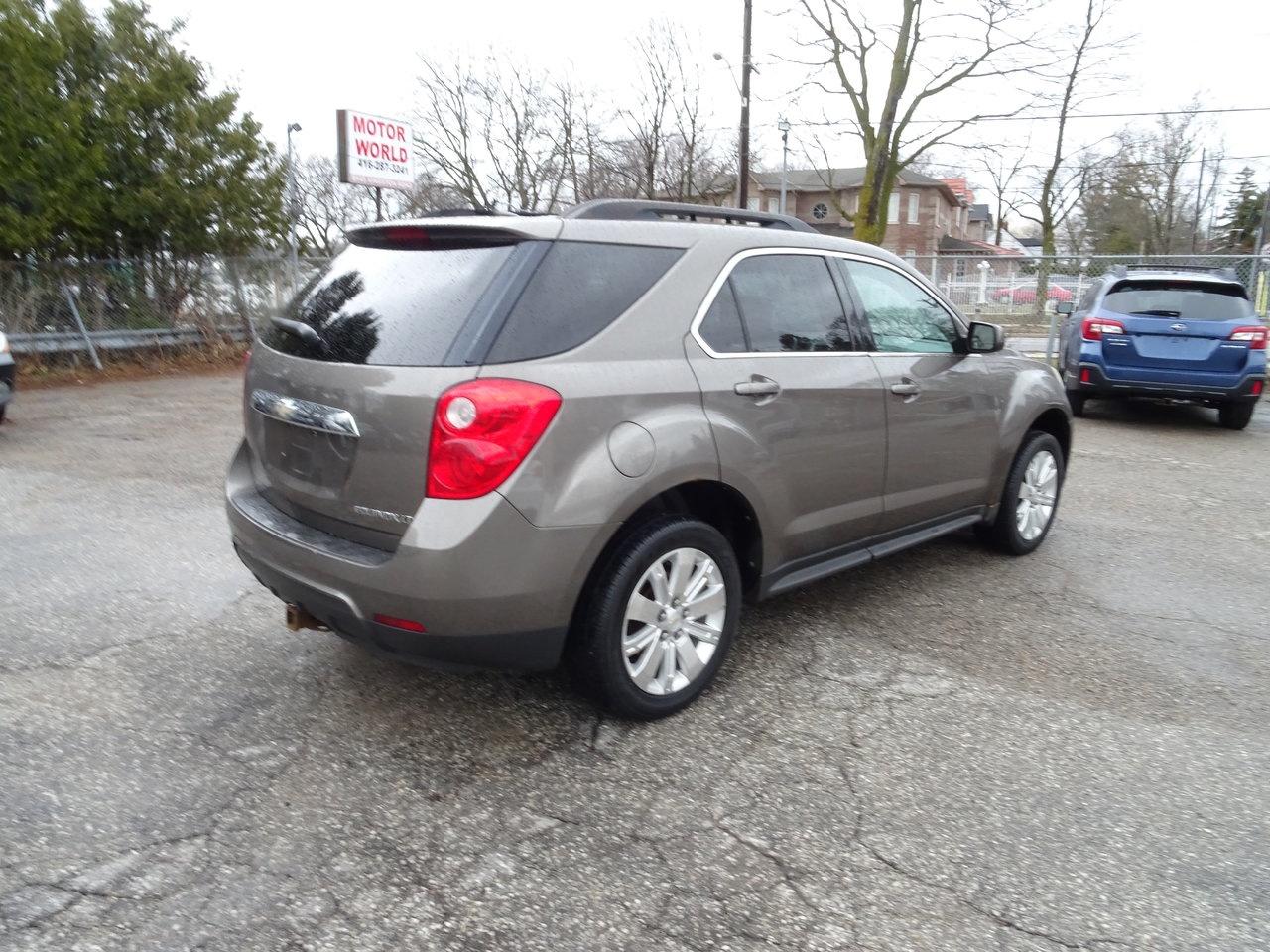 2011 Chevrolet Equinox 1LT Photo