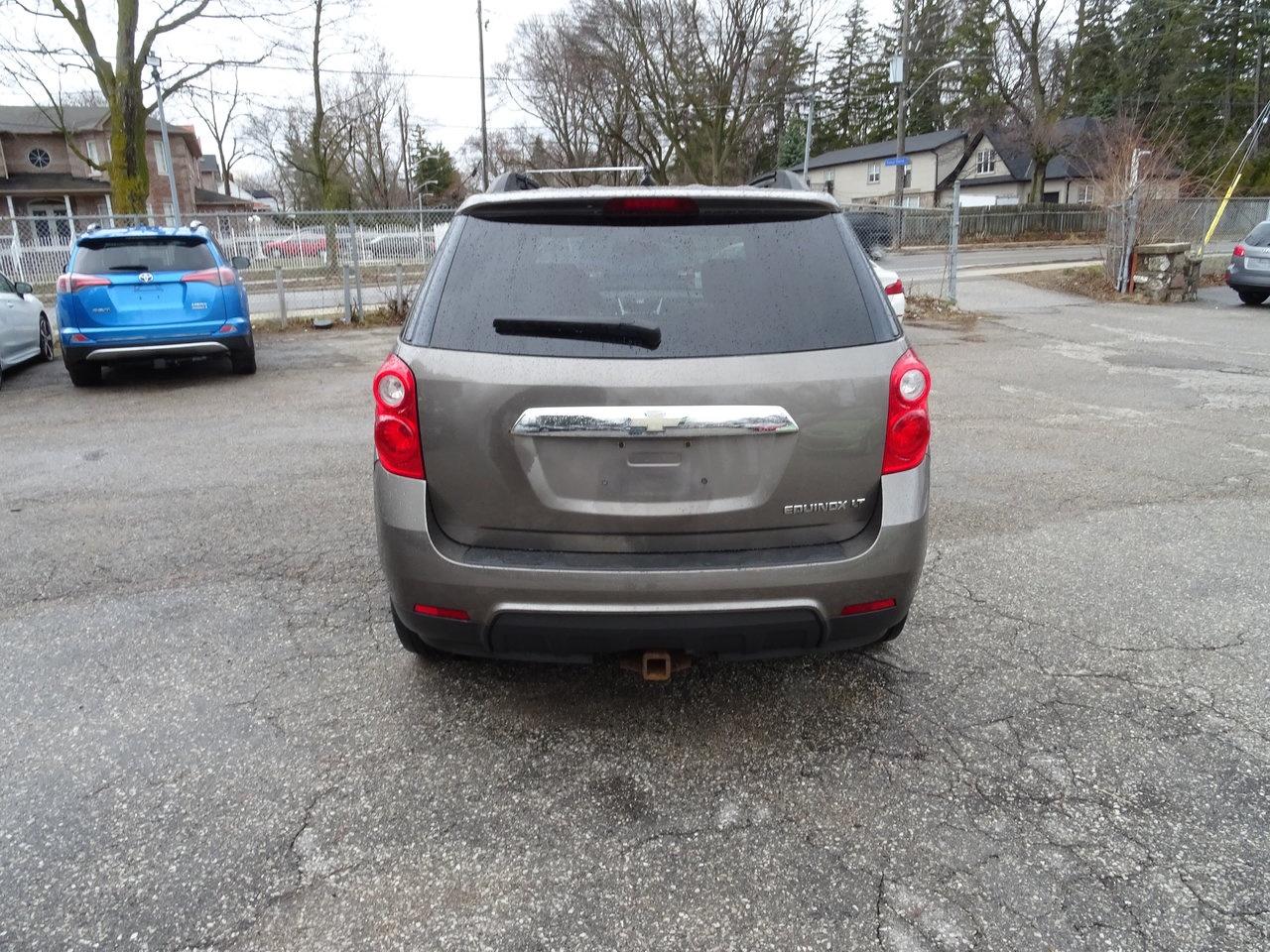 2011 Chevrolet Equinox 1LT Photo