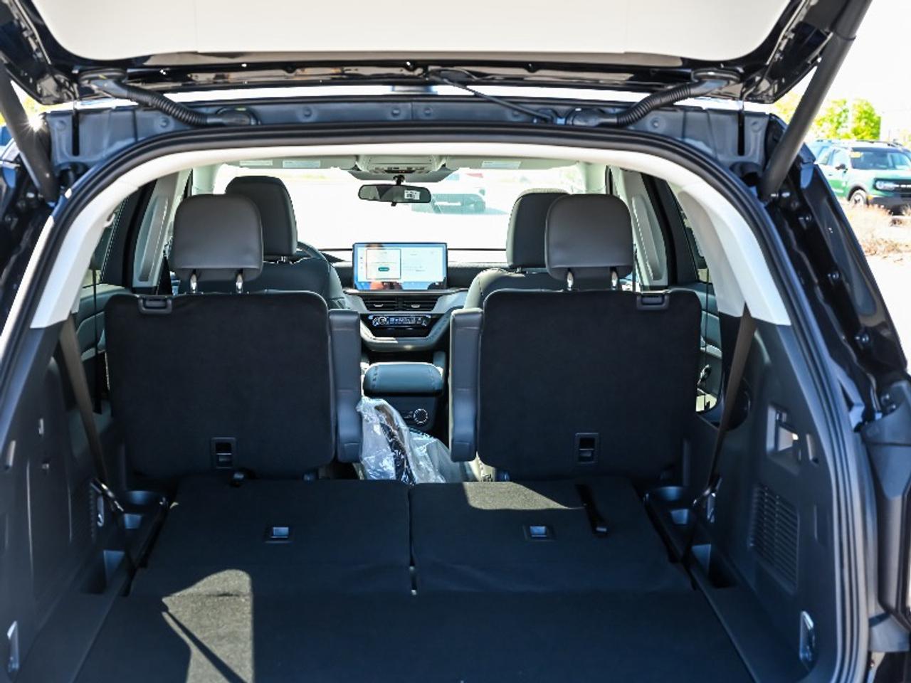 2026 Ford Explorer Active w/200A Pkg Photo