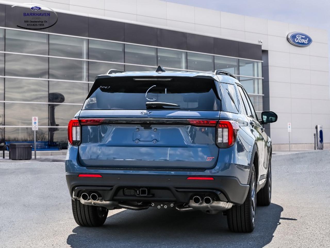 2026 Ford Explorer ST Photo2