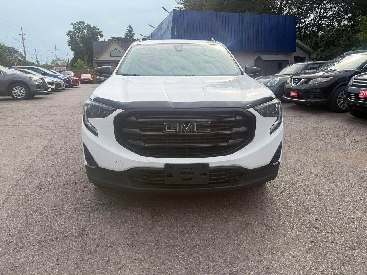 2021 GMC Terrain FWD 4DR SLE Photo