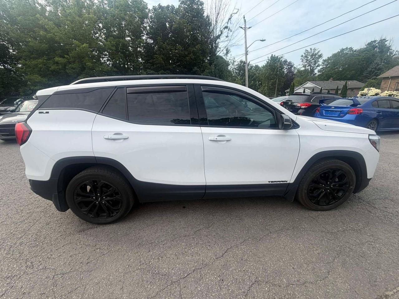 2021 GMC Terrain FWD 4DR SLE - Photo #9