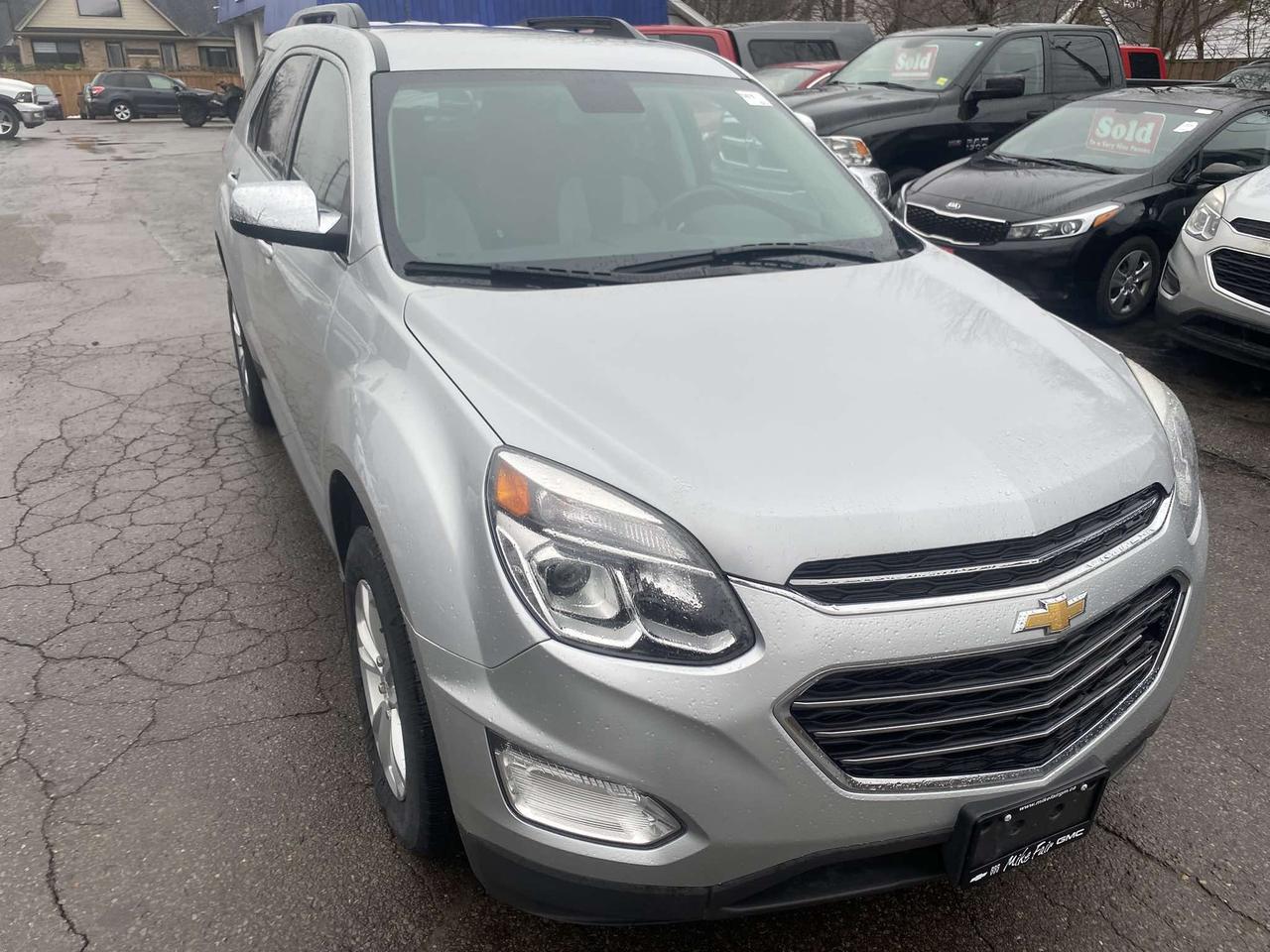 2016 Chevrolet Equinox AWD 4DR LT Photo0