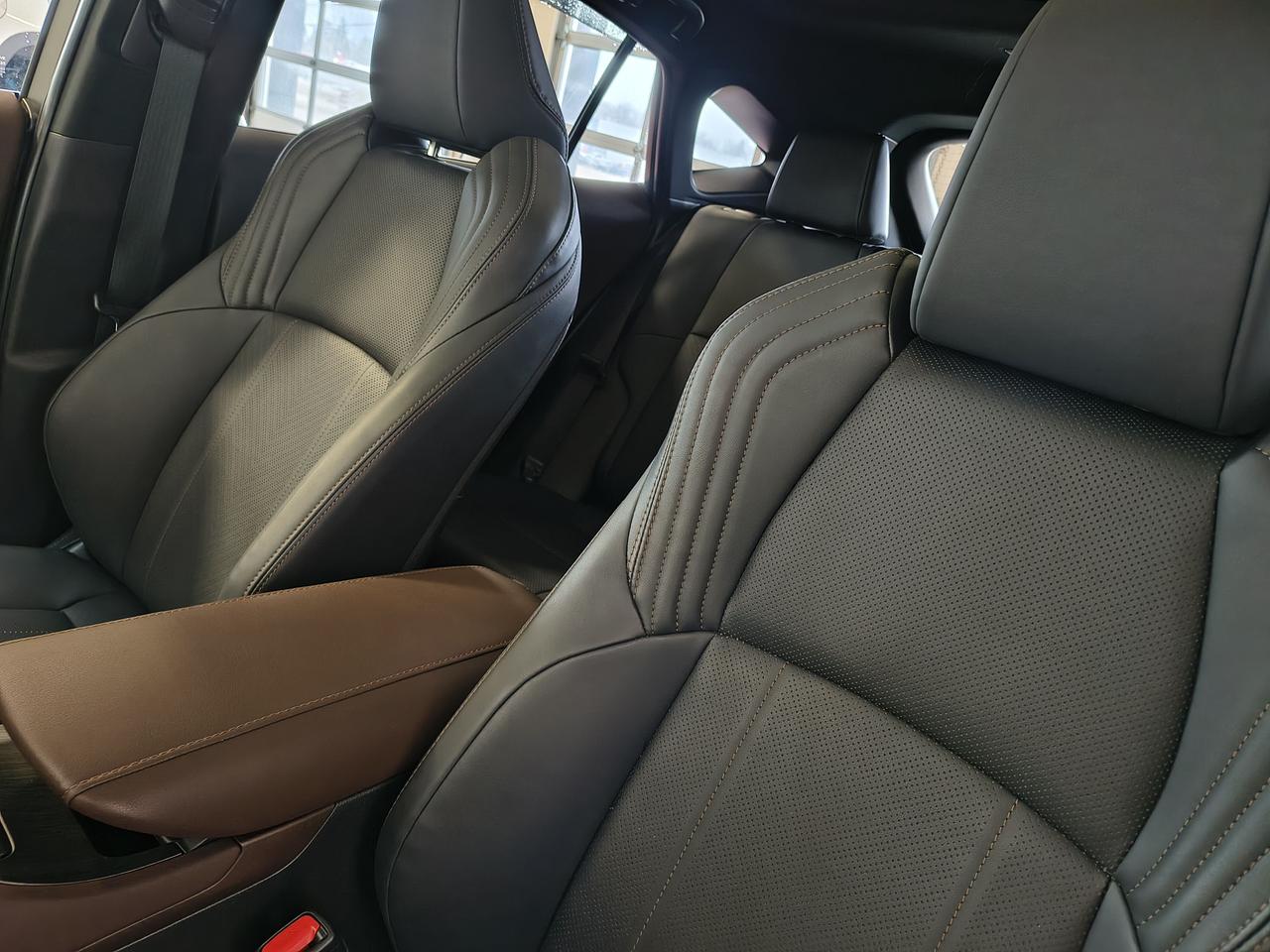 2022 Toyota Venza LIMITED Photo0