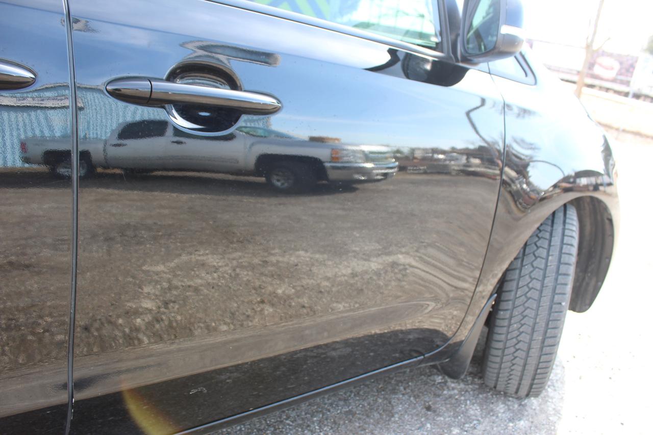 2017 Kia Sedona L Photo