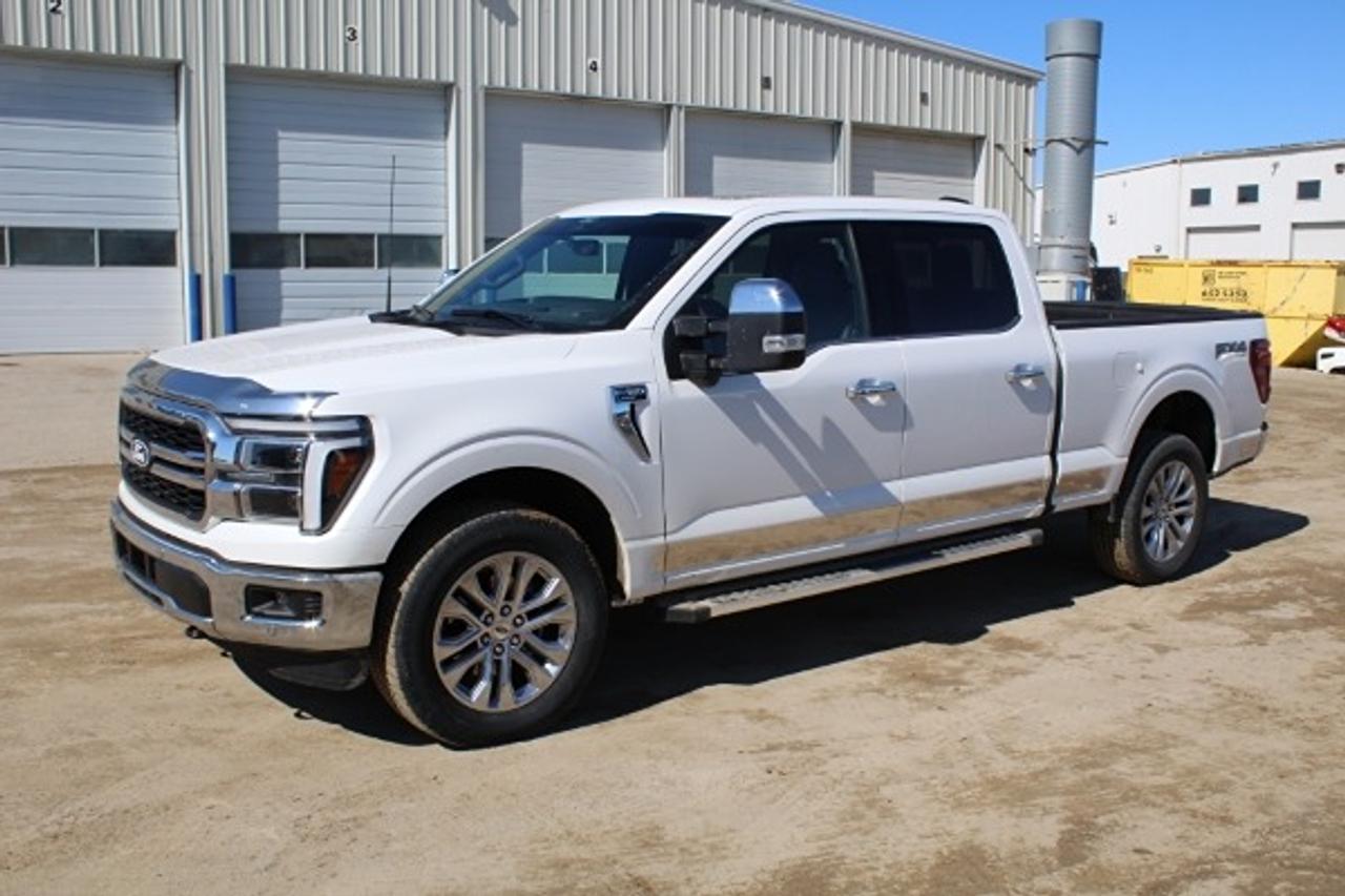 2025 Ford F-150 LARIAT w/H&C L, pano S/R, NAV, BUC, HUD - Photo #1
