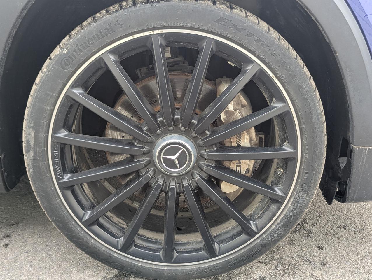 2023 Mercedes-Benz GLB AMG GLB 35 Photo