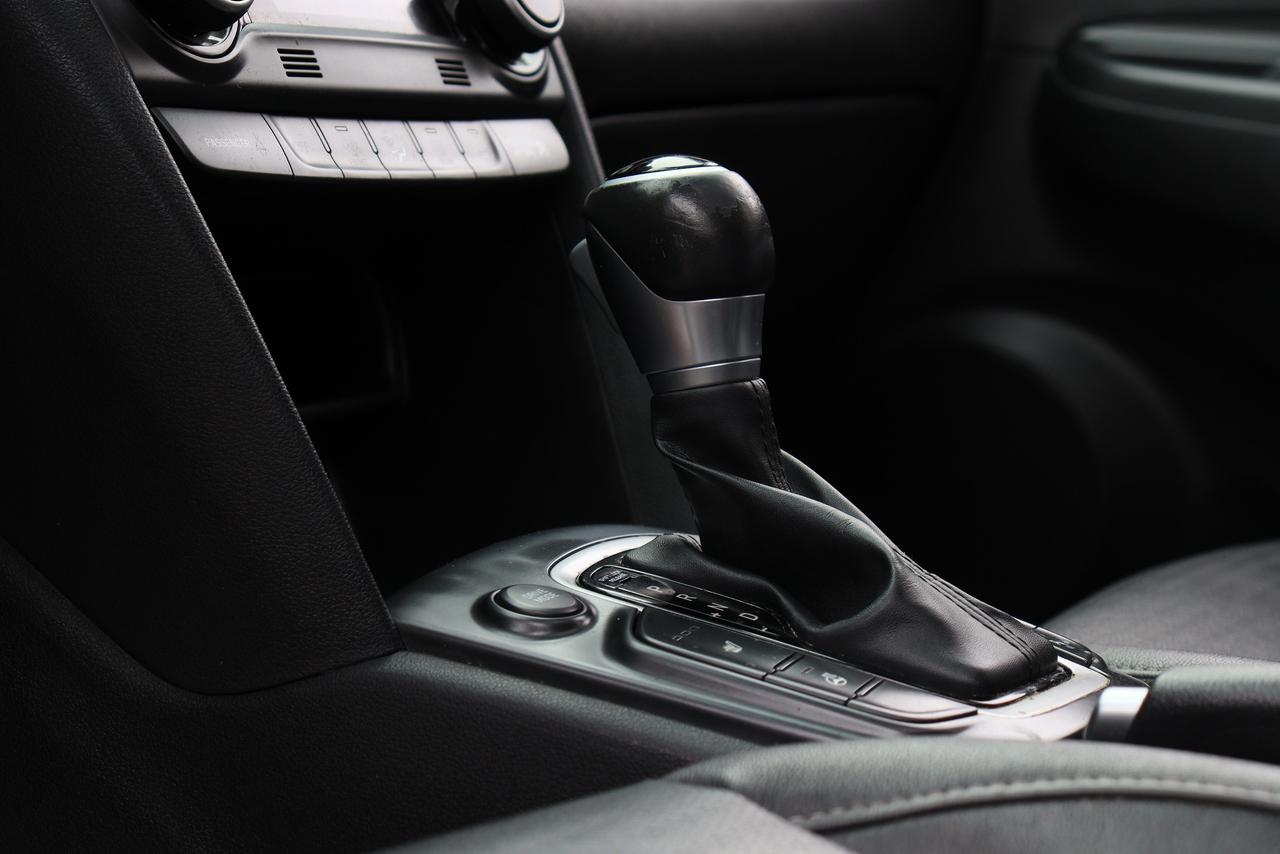 2018 Hyundai KONA Luxury | AWD | Leather | Roof | CarPlay | BSM | LA Photo20