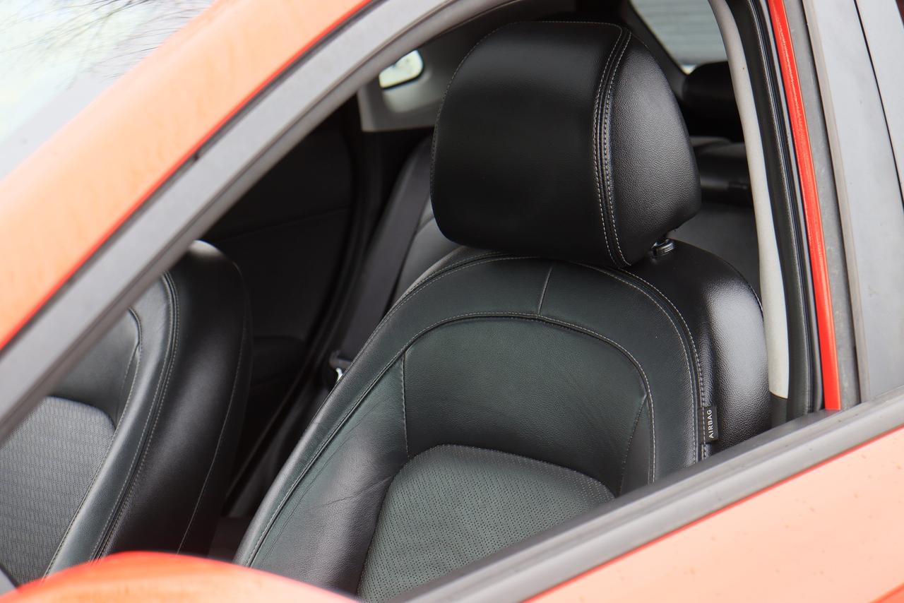 2018 Hyundai KONA Luxury | AWD | Leather | Roof | CarPlay | BSM | LA Photo19