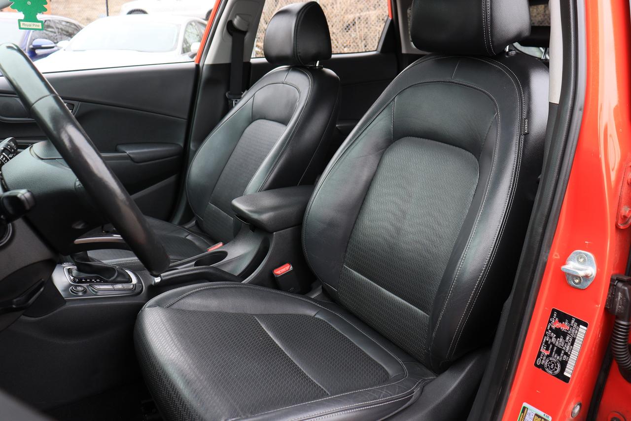 2018 Hyundai KONA Luxury | AWD | Leather | Roof | CarPlay | BSM | LA Photo