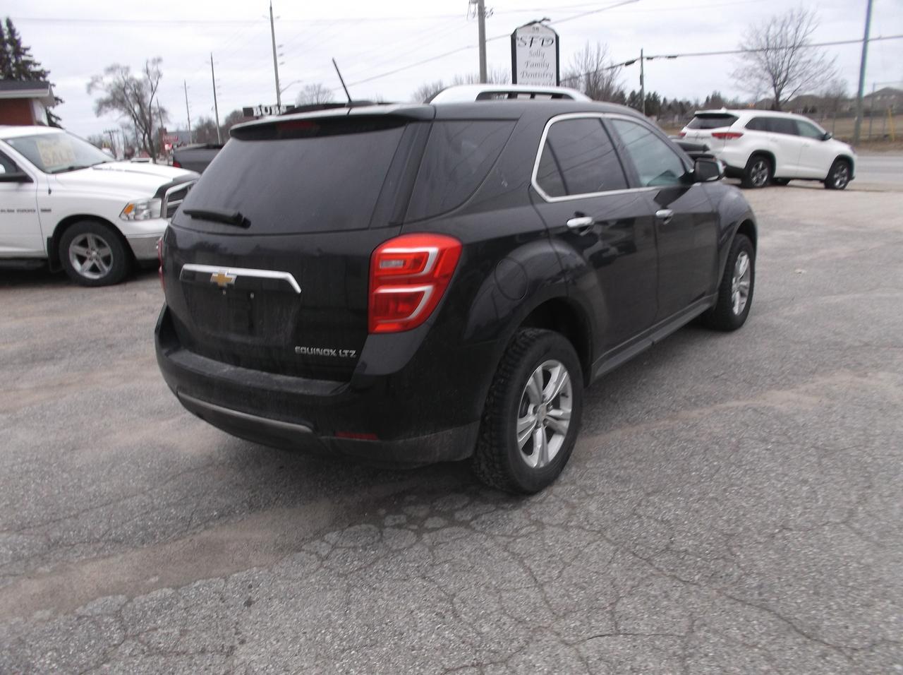 2016 Chevrolet Equinox LTZ Photo