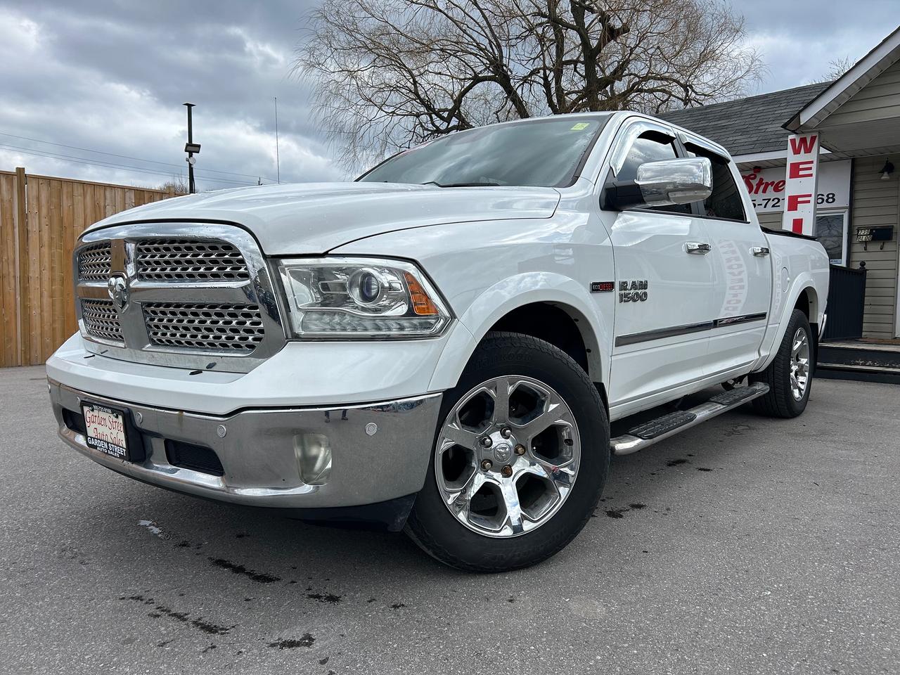 2018 RAM 1500 Laramie Crew Cab 4WD