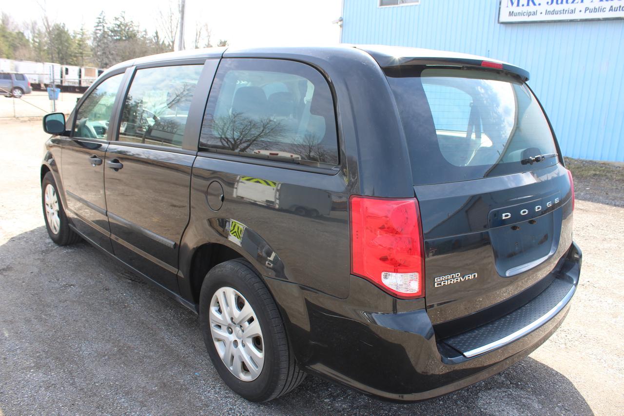 2014 Dodge Grand Caravan SE Photo