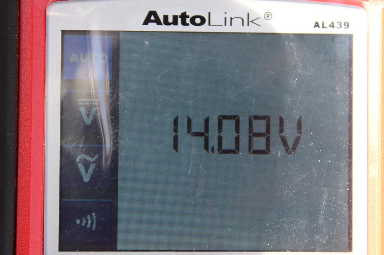 2014 Dodge Grand Caravan SE Photo