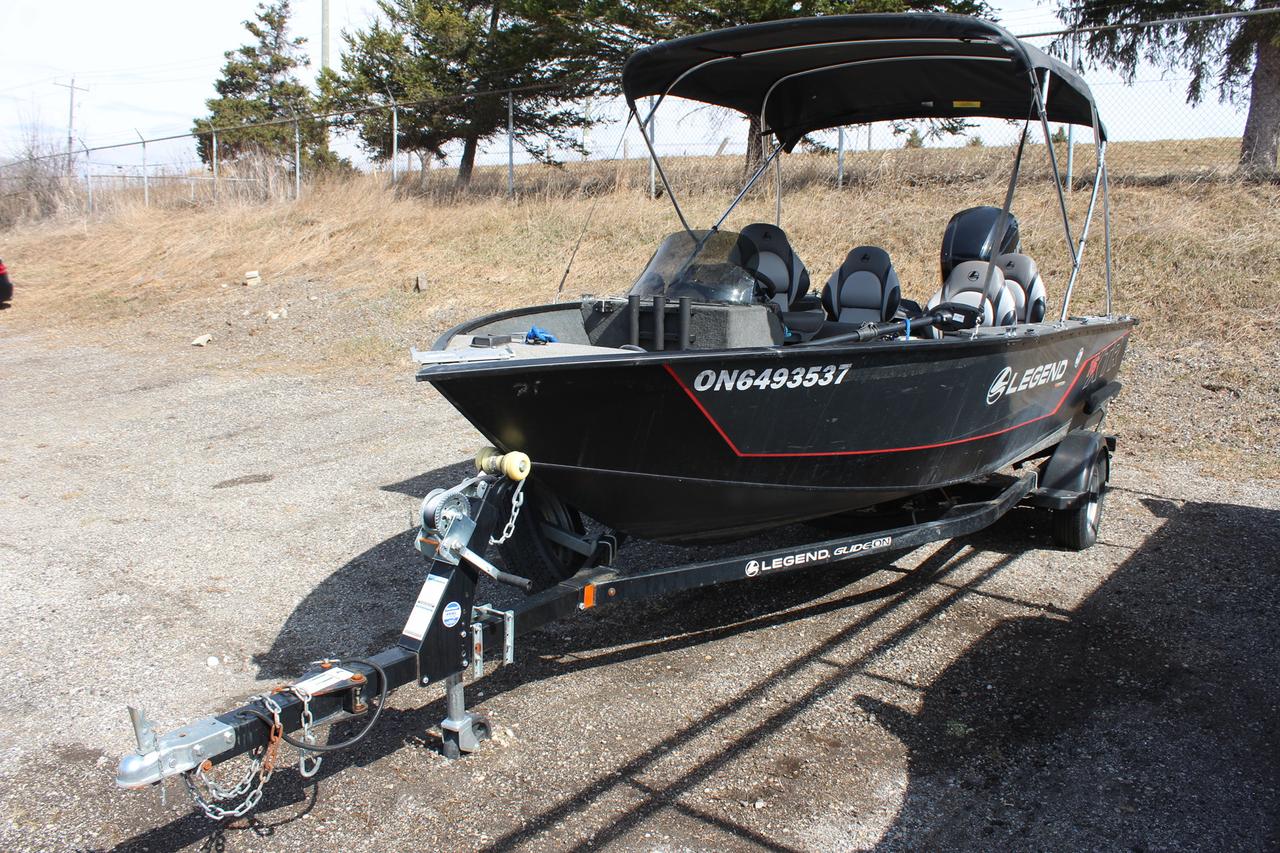 2018 Legend 18XTR  Photo2