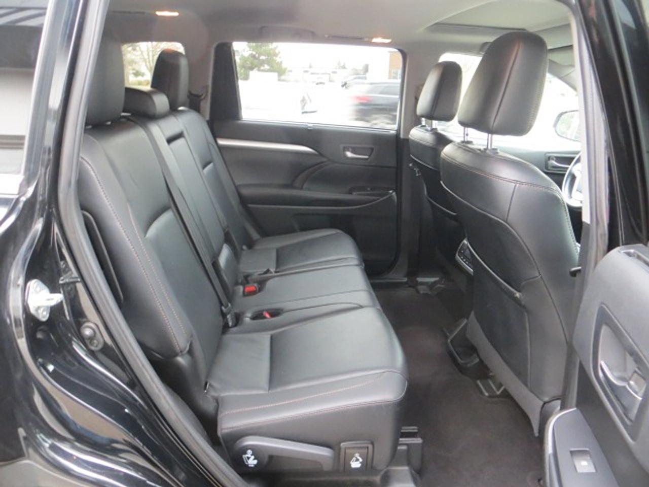 2019 Toyota Highlander CERTIFIED, XLE AWD, LEATHER, SUNROOF, 8 PASSENGERS Photo