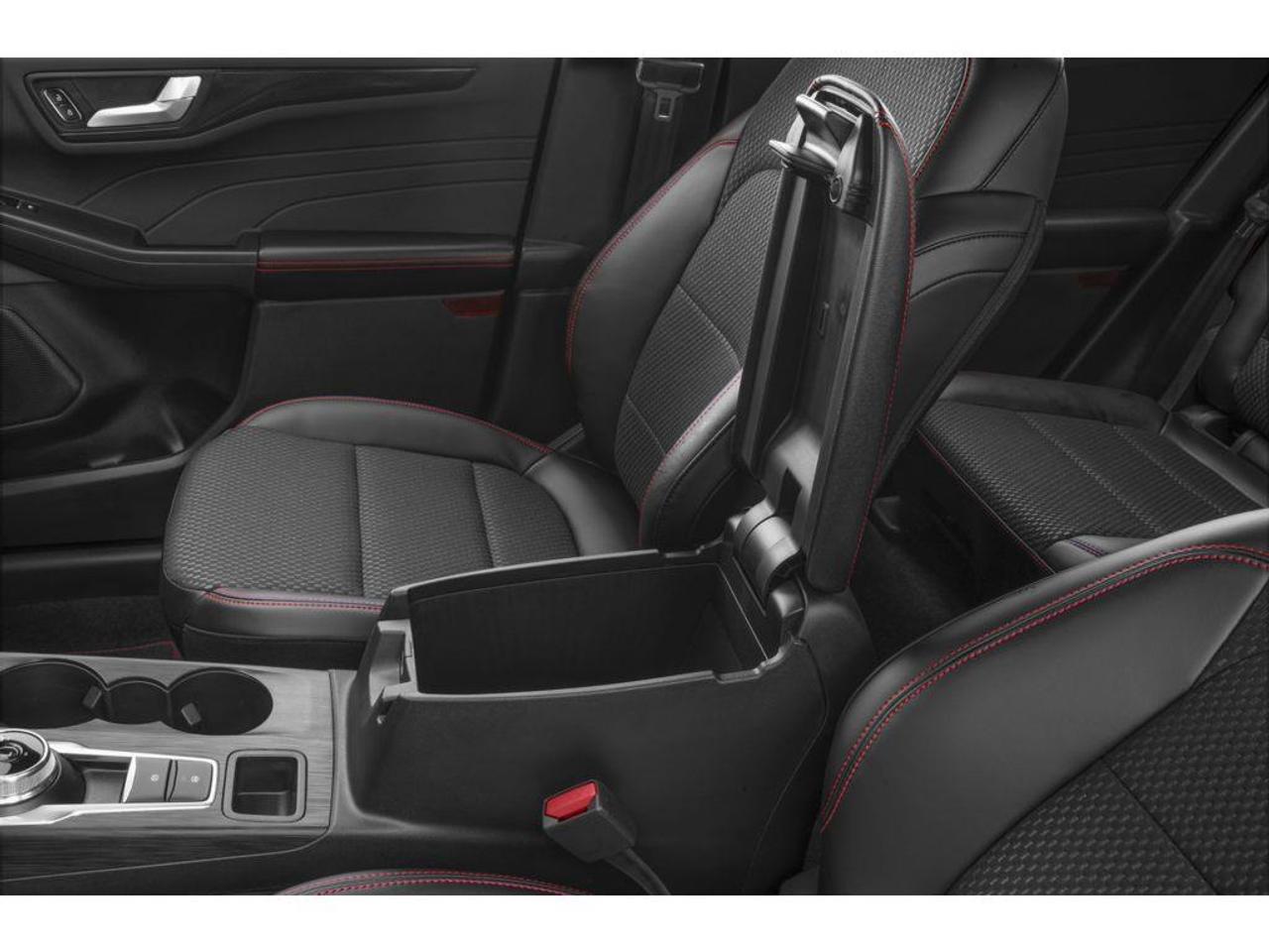 2024 Ford Escape ST-Line Photo