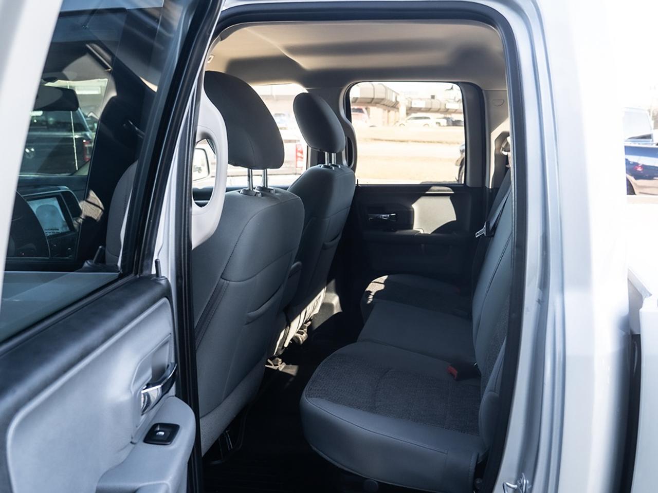 2018 RAM 1500 Big Horn Photo39