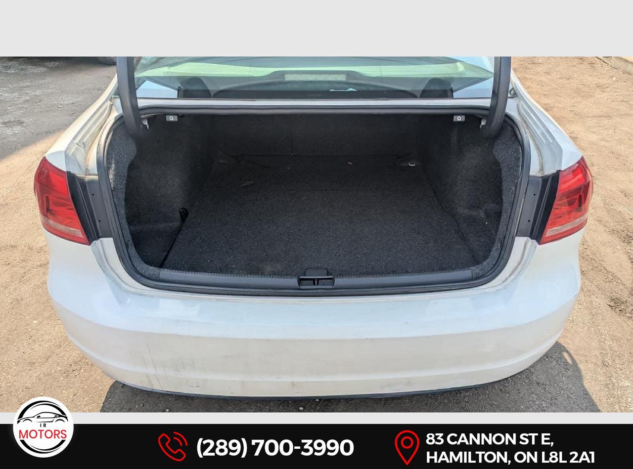 2014 Volkswagen Passat Trendline 1.8L Trendline Photo