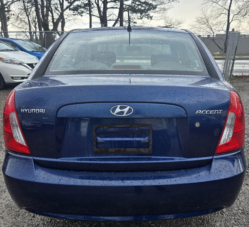 2009 Hyundai Accent GLS Photo
