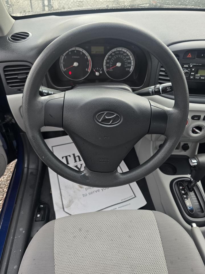 2009 Hyundai Accent GLS Photo