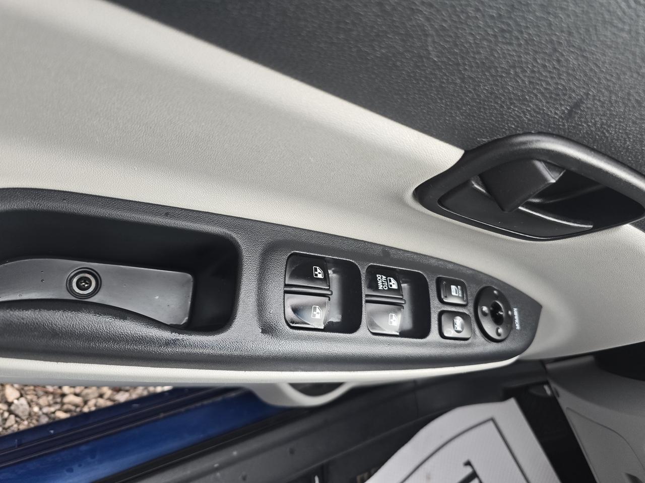 2009 Hyundai Accent GLS Photo