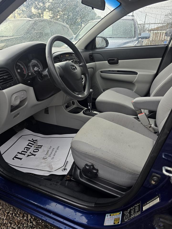 2009 Hyundai Accent GLS Photo