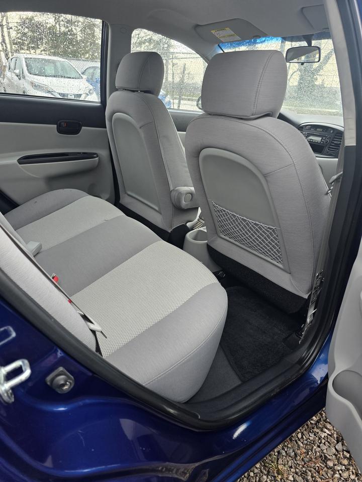 2009 Hyundai Accent GLS Photo