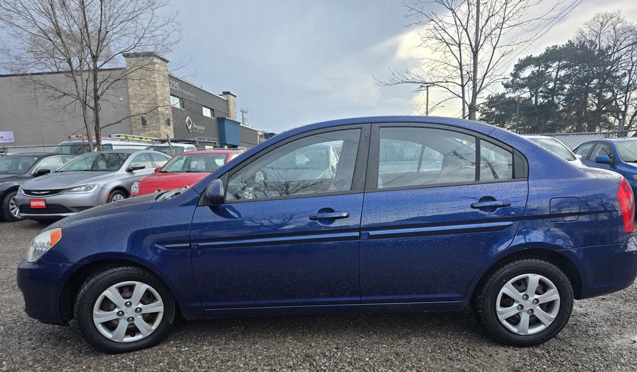 2009 Hyundai Accent GLS Photo
