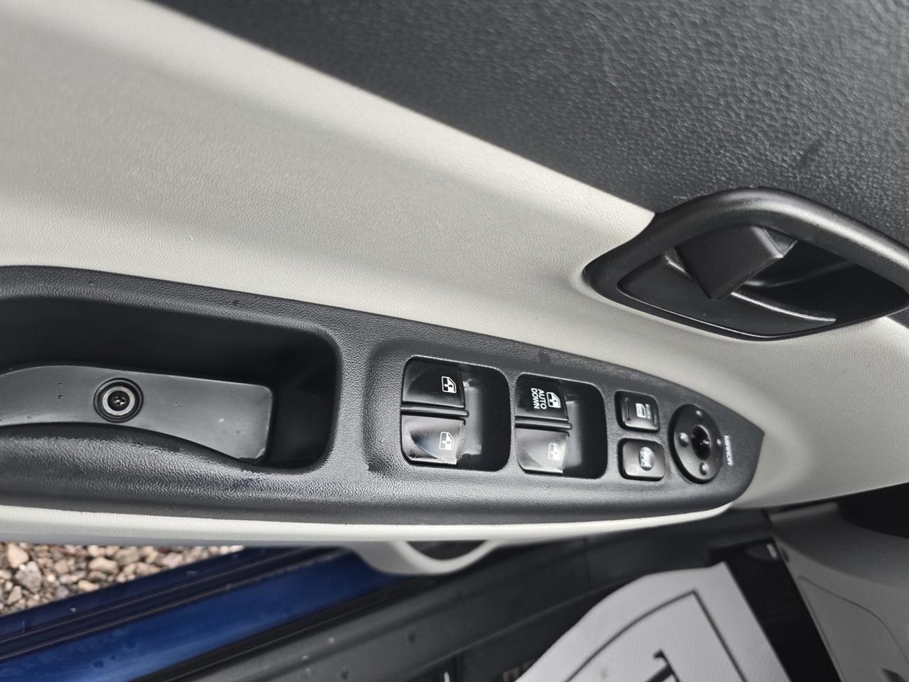 2009 Hyundai Accent GLS Photo