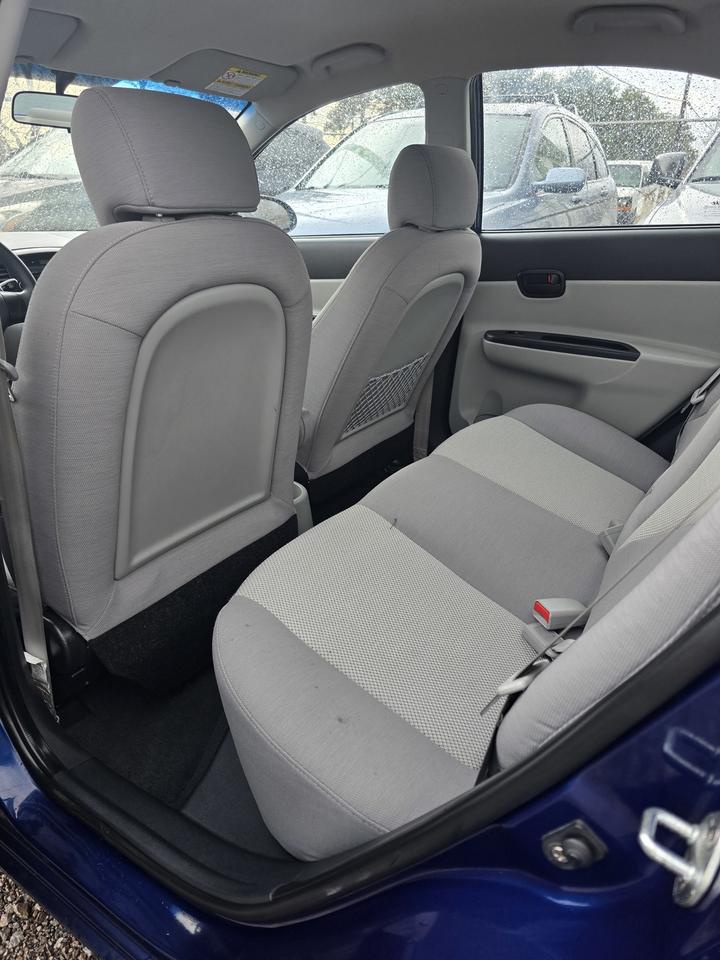 2009 Hyundai Accent GLS Photo