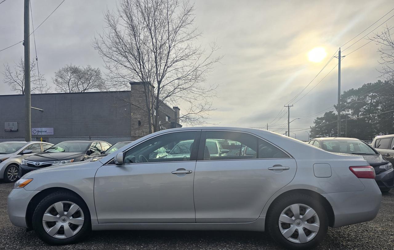 2007 Toyota Camry LE Photo3