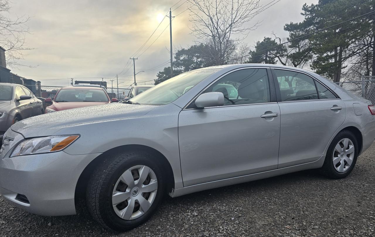 2007 Toyota Camry LE Photo