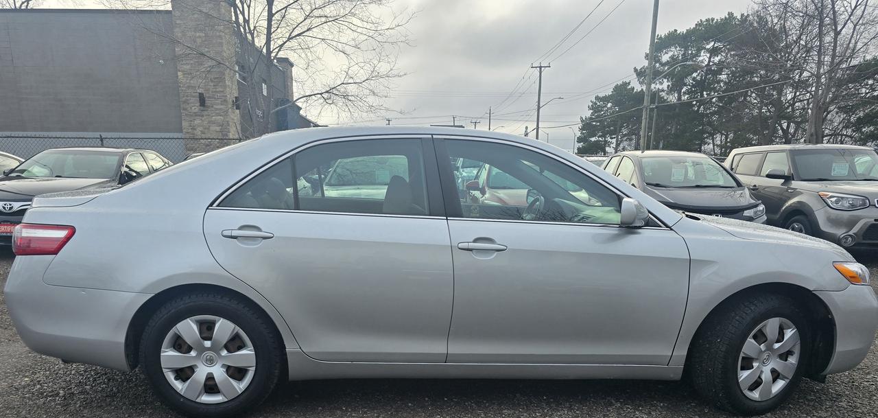 2007 Toyota Camry LE Photo