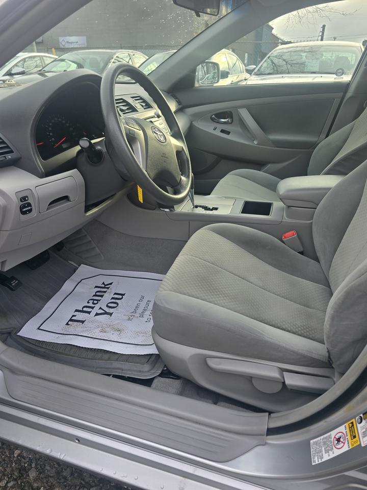 2007 Toyota Camry LE Photo