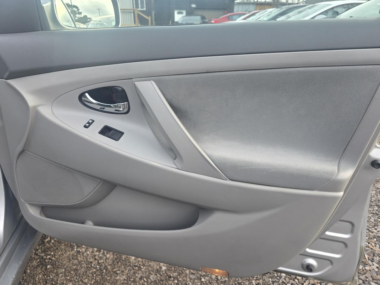 2007 Toyota Camry LE Photo